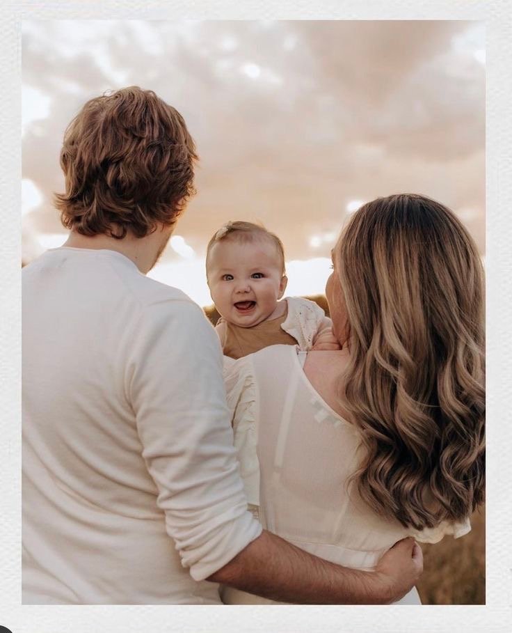 Maternity and newborn family portrait in South Florida